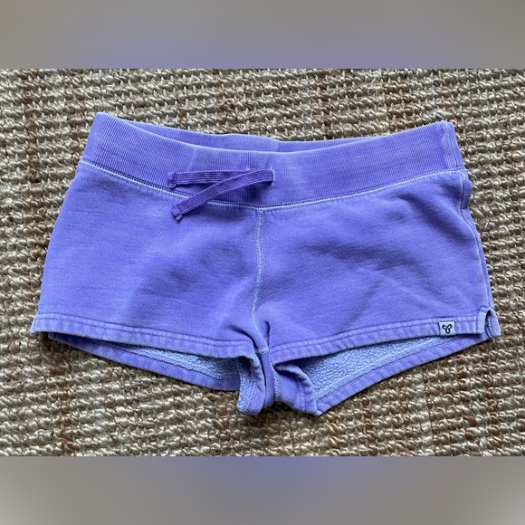 TNA Shorts - Picture 1 of 4